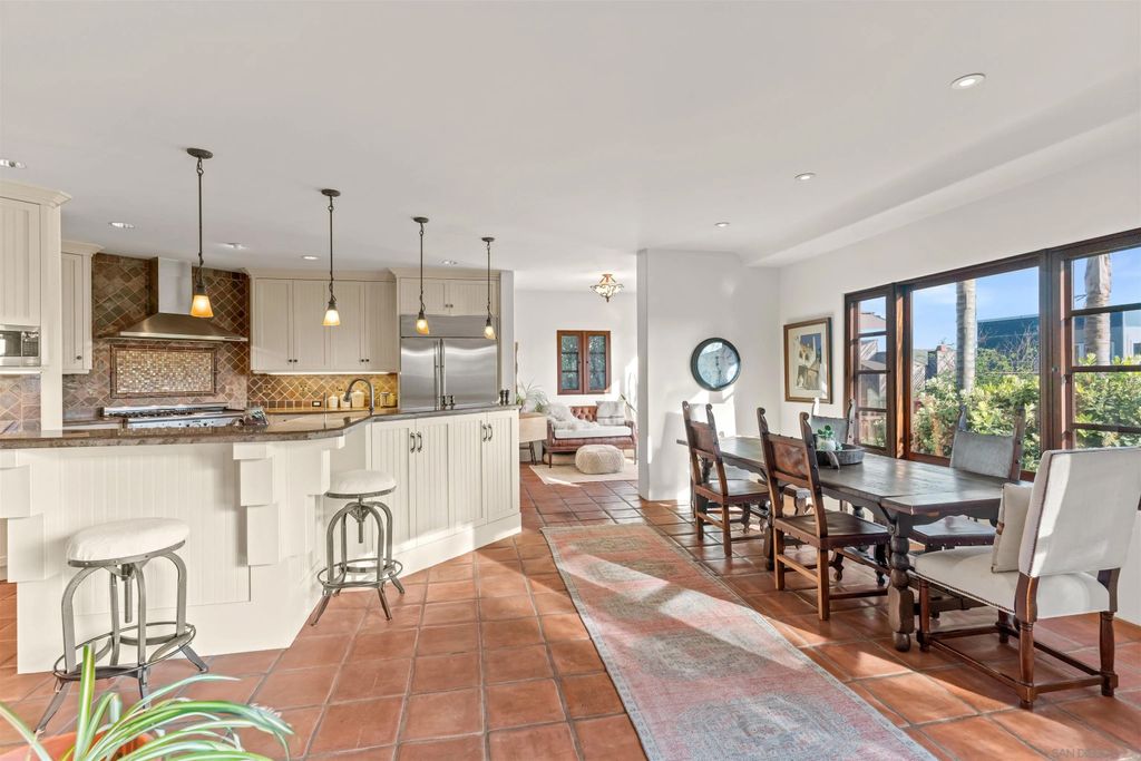 Photo of 2563 Via Pisa, Del Mar, CA 92014 (MLS # 260008047)