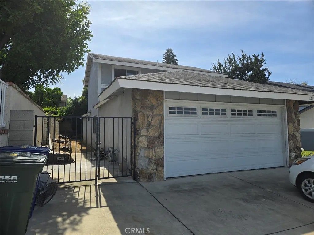 Photo of 24096 Hurst Dr, Lake Forest, CA 92630 (MLS # OC26072173)