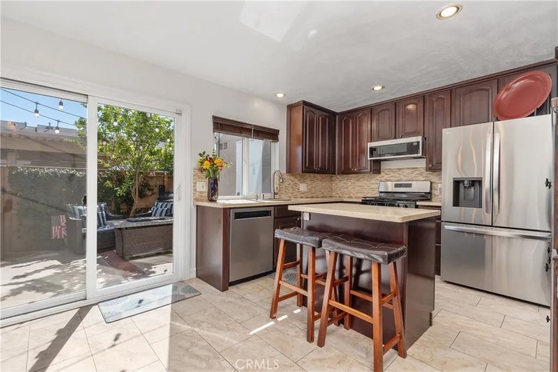 52 Briarwood