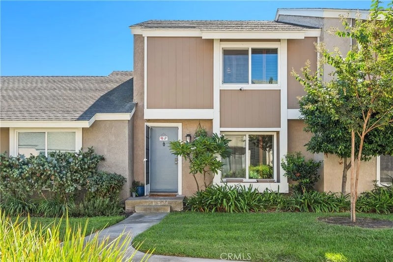 52 Briarwood