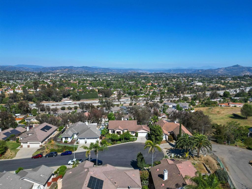 Photo of 1992 Ridge Way Glen, Escondido, CA 92029 (MLS # 260008441)