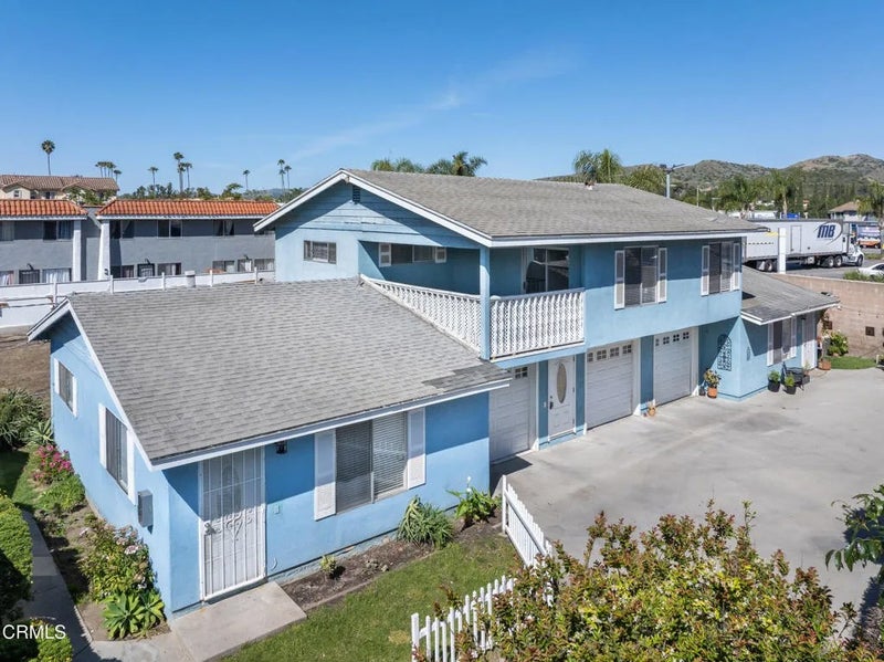 129 Santa Anna Street