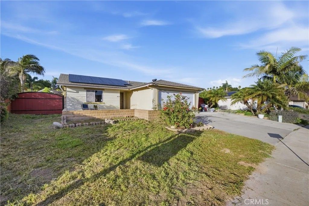 Photo of 1423 Mountain Meadow, Oceanside, CA 92056 (MLS # ND26041601)