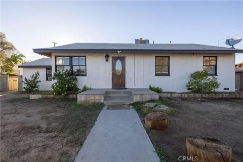 Photo of 38725 Jacklin Ave, Palmdale, CA 93550 (MLS # SR25252726) Photo of 38725 Jacklin Ave, Palmdale, CA 93550 (MLS # SR25252726)