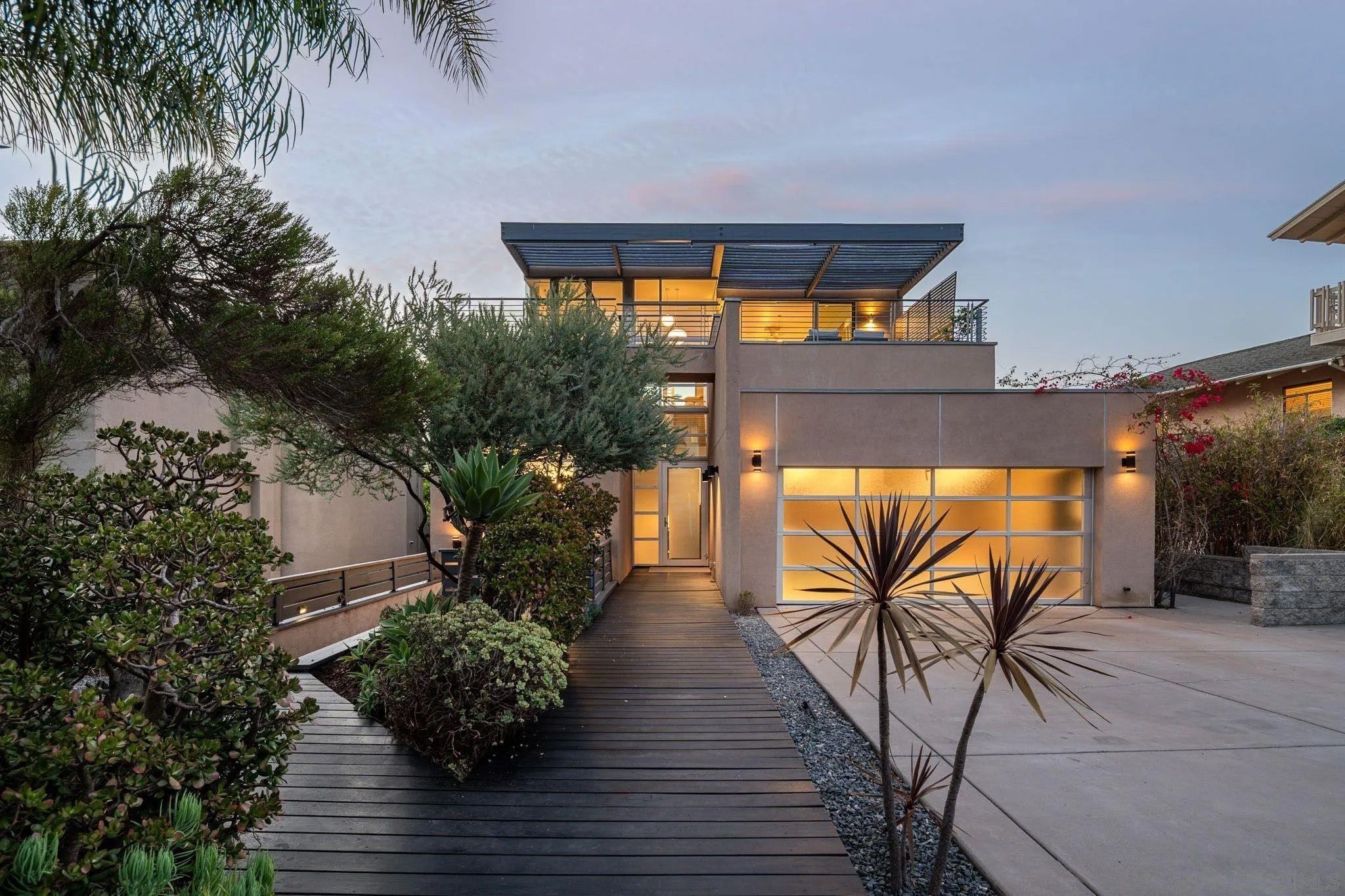 2144 Cordero Rd