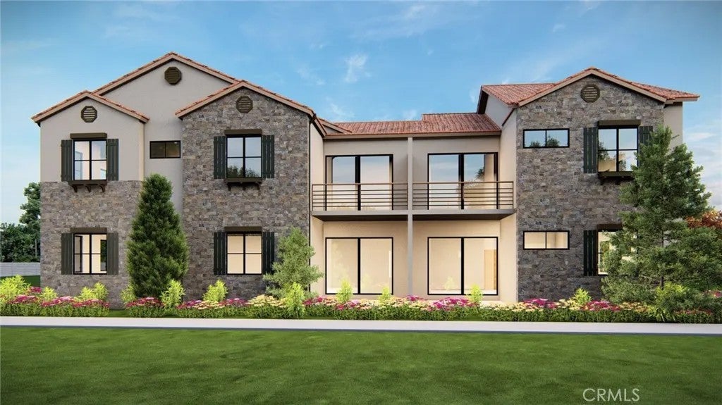 34567 Wildwood Canyon