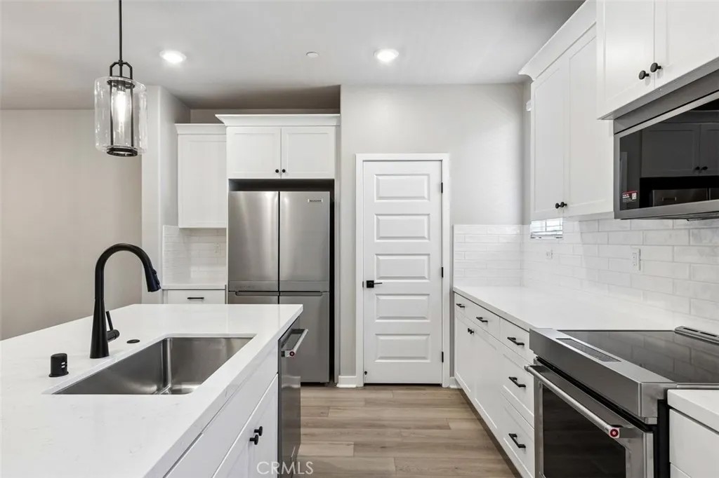 1473 Reef Lane