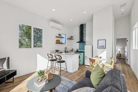 Tiny photo for 1860 Illion, San Diego, CA 92110 (MLS # 250045621)