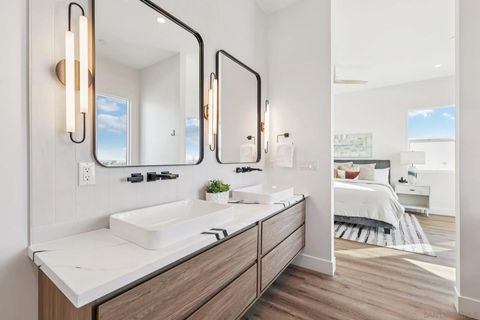 Tiny photo for 1860 Illion, San Diego, CA 92110 (MLS # 250045621)