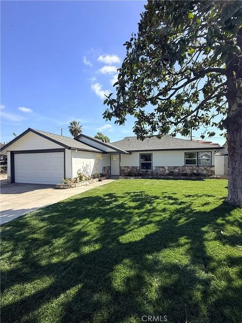 Photo of 1316 W Beacon Avenue, Anaheim, CA 92802 (MLS # PW26053788)