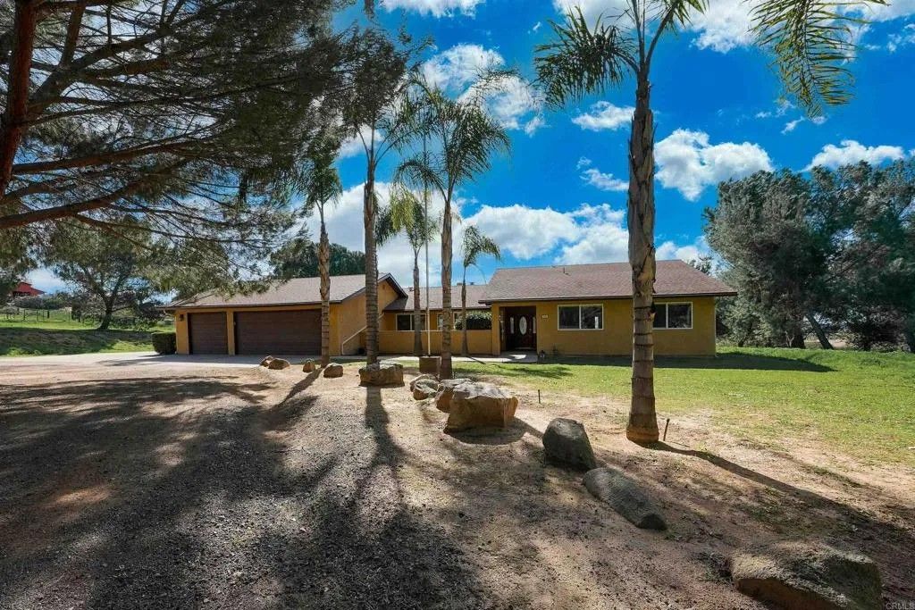 Photo of 341 Pile Street, Ramona, CA 92065 (MLS # NDP2600871)