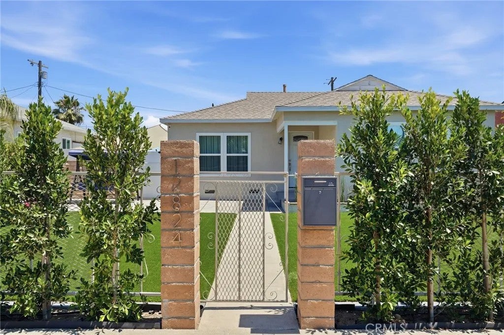 12824 Osborne