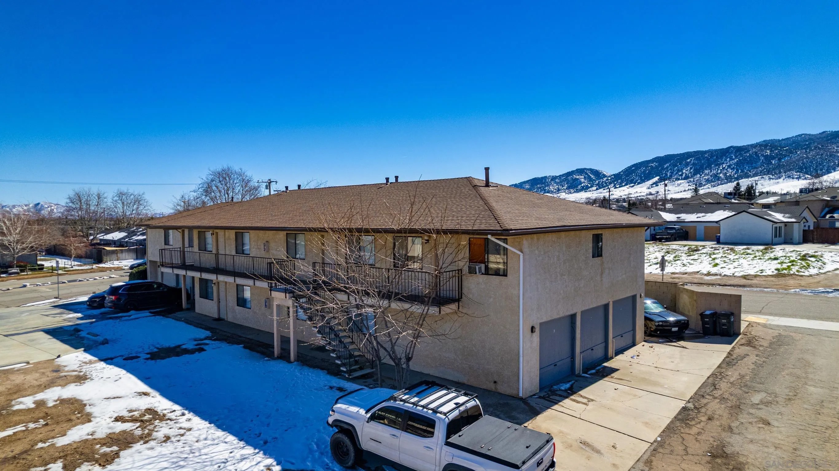 21301/21311 Golden Hills Blvd