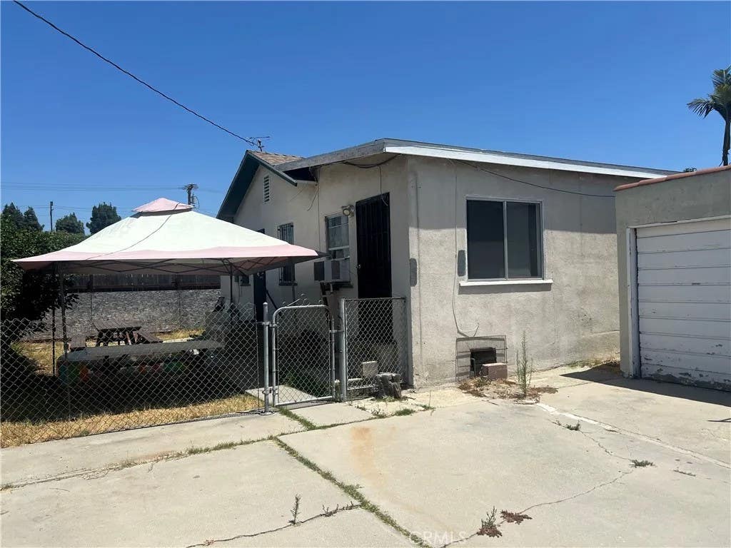 Photo of 3453 California ST, Huntington Park, CA 90255 (MLS # DW26161197)