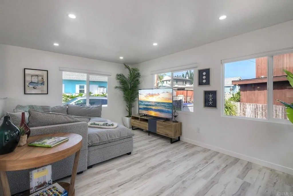 Photo of 170 Diana St #34, Encinitas, CA 92024 (MLS # NDP2604197)