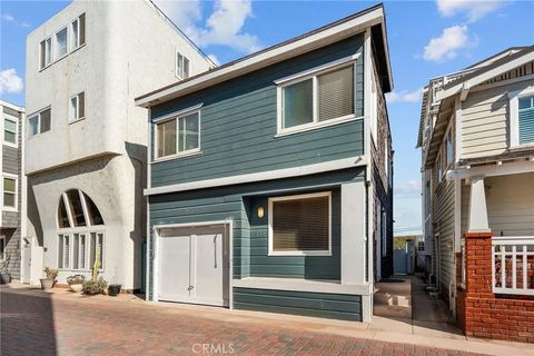 Tiny photo for 24 Surfside Avenue, Surfside, CA 90743 (MLS # NP25235794)