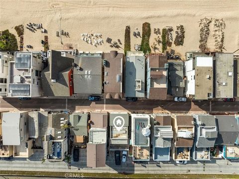 Tiny photo for 24 Surfside Avenue, Surfside, CA 90743 (MLS # NP25235794)