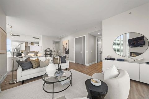 Tiny photo for 550 Front St #2303, San Diego, CA 92101 (MLS # 250043868)
