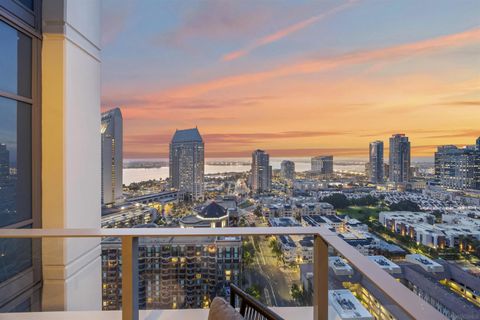 Tiny photo for 550 Front St #2303, San Diego, CA 92101 (MLS # 250043868)