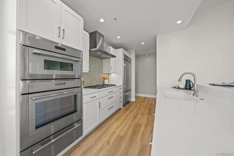 Tiny photo for 550 Front St #2303, San Diego, CA 92101 (MLS # 250043868)