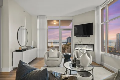 550 Front St Unit 2303, San Diego, CA 92101 - #: 250043868