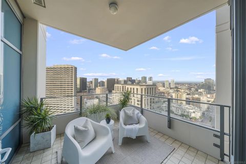 Tiny photo for 550 Front St #2303, San Diego, CA 92101 (MLS # 250043868)