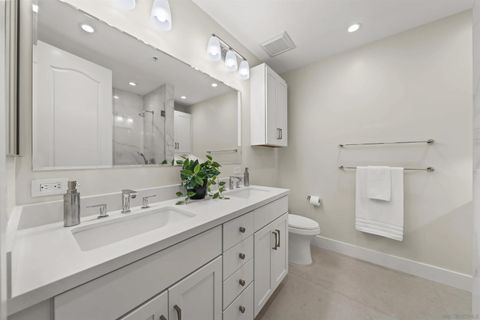 Tiny photo for 550 Front St #2303, San Diego, CA 92101 (MLS # 250043868)