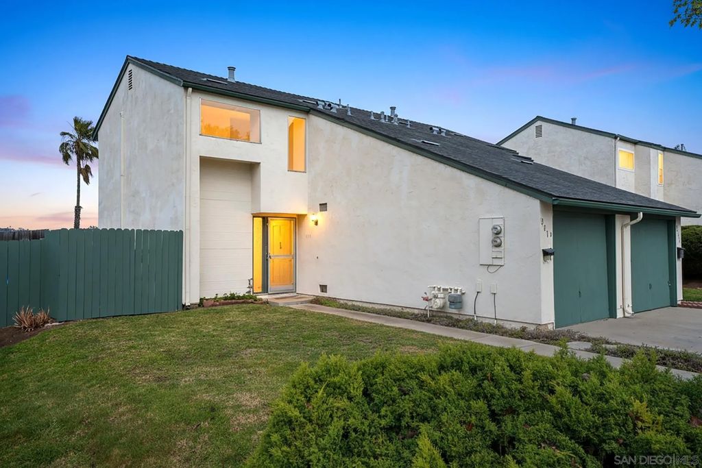 Photo of 2014 Terraspiro Ave, Spring Valley, CA 91977 (MLS # 260004077)