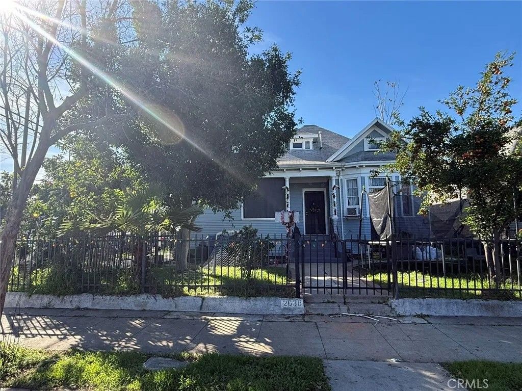 Photo of 305 S Mott St, Los Angeles, CA 90033 (MLS # TR26020936)