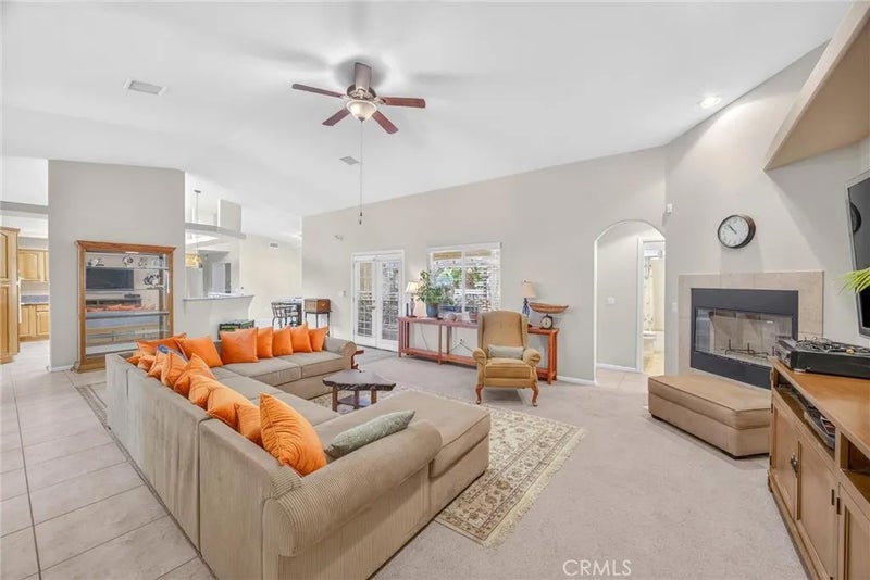 26760 Cinch