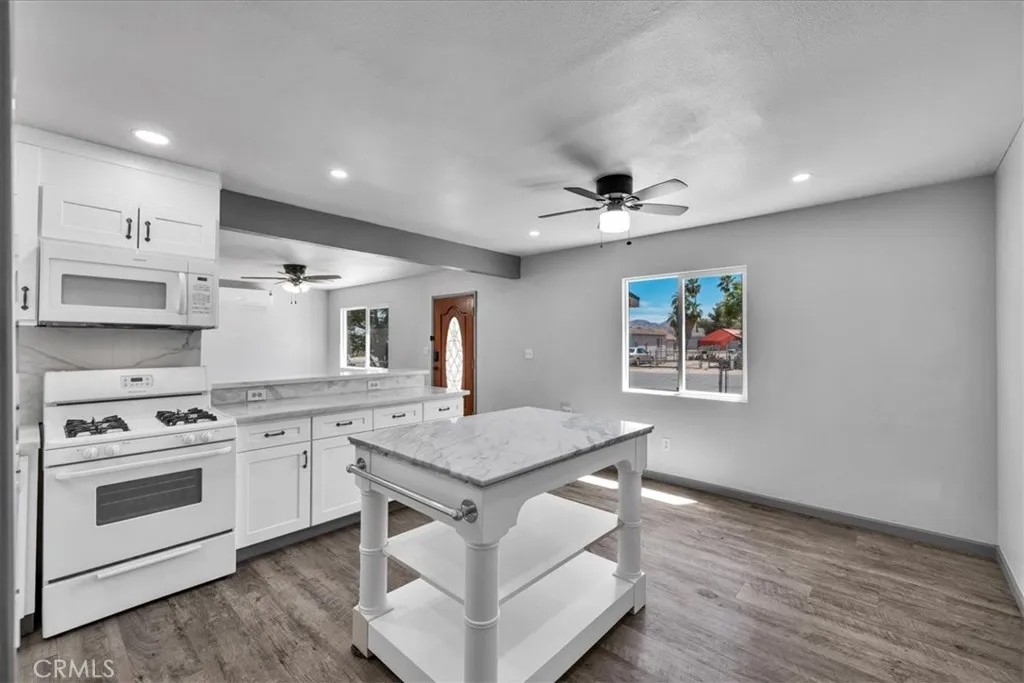 74076 Casita