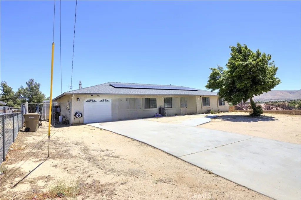 8755 Lassen Ave