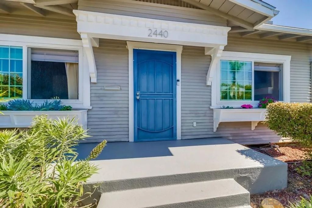 Photo of 2440 Lincoln Ave, San Diego, CA 92104 (MLS # 260002507)
