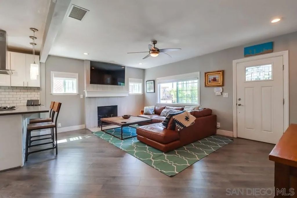 Photo of 2440 Lincoln Ave, San Diego, CA 92104 (MLS # 260002507)