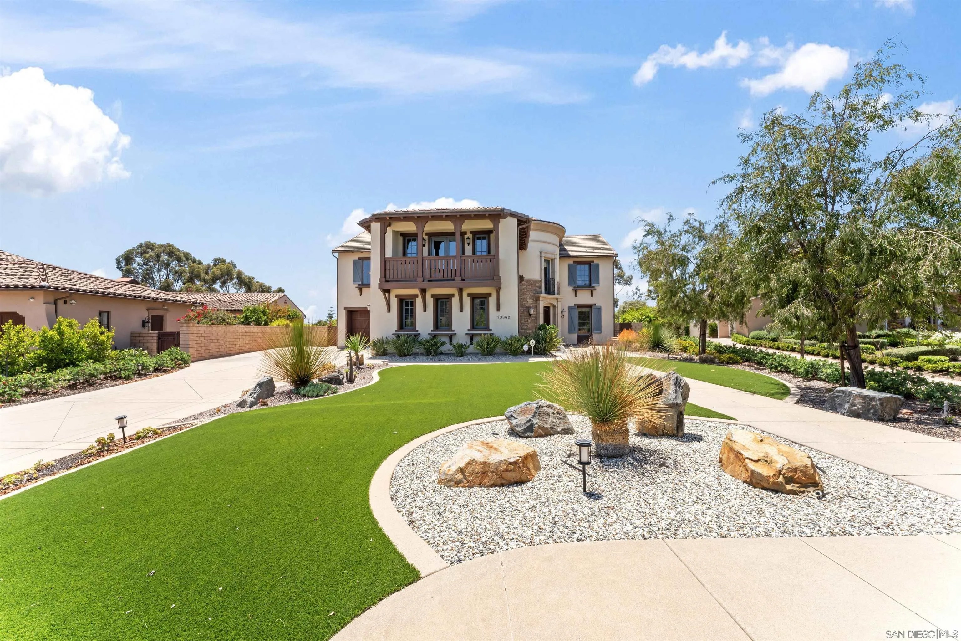10862 Equestrian Ridge Ct