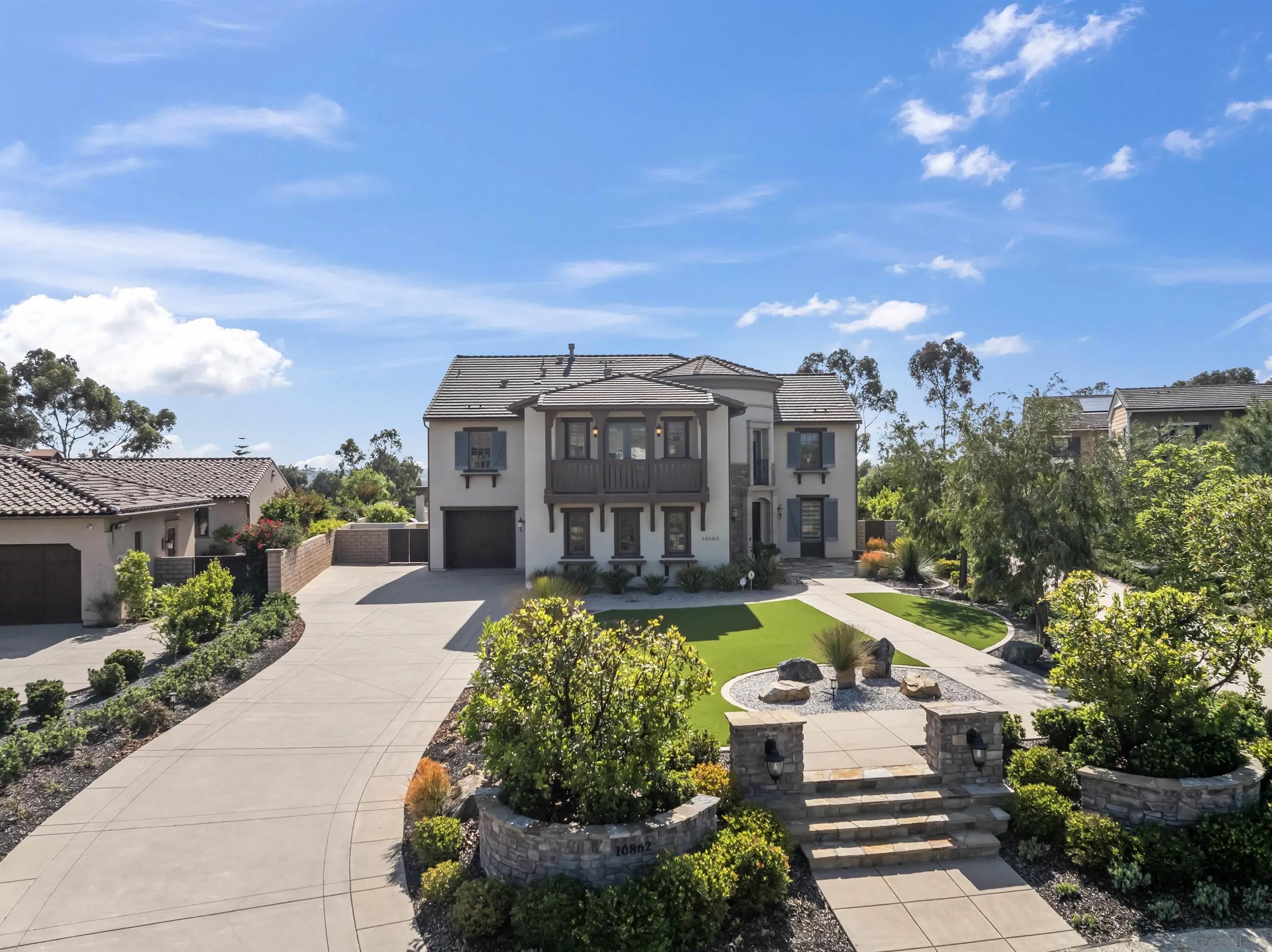 10862 Equestrian Ridge Ct