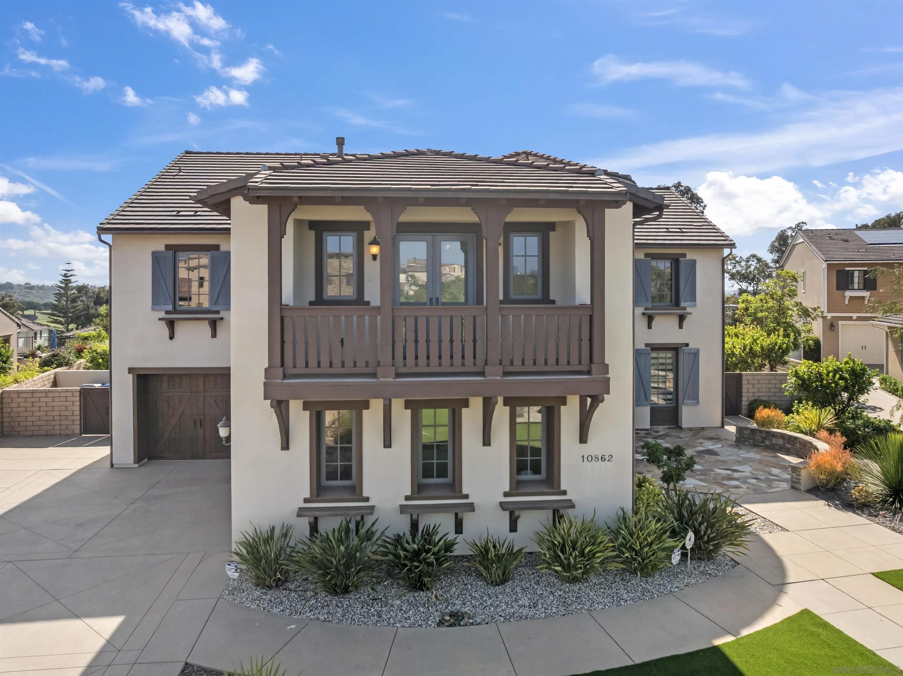 10862 Equestrian Ridge Ct