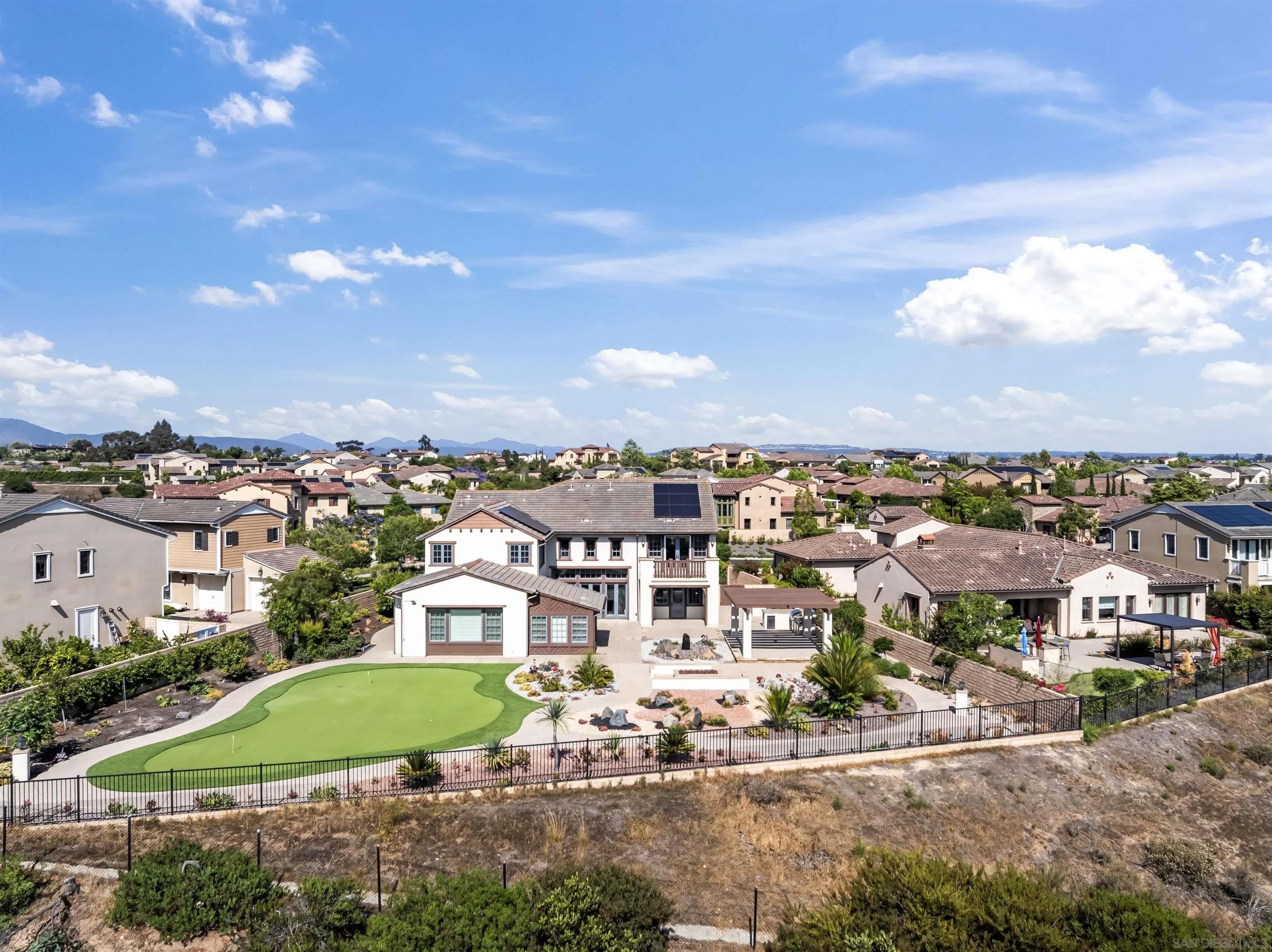 10862 Equestrian Ridge Ct