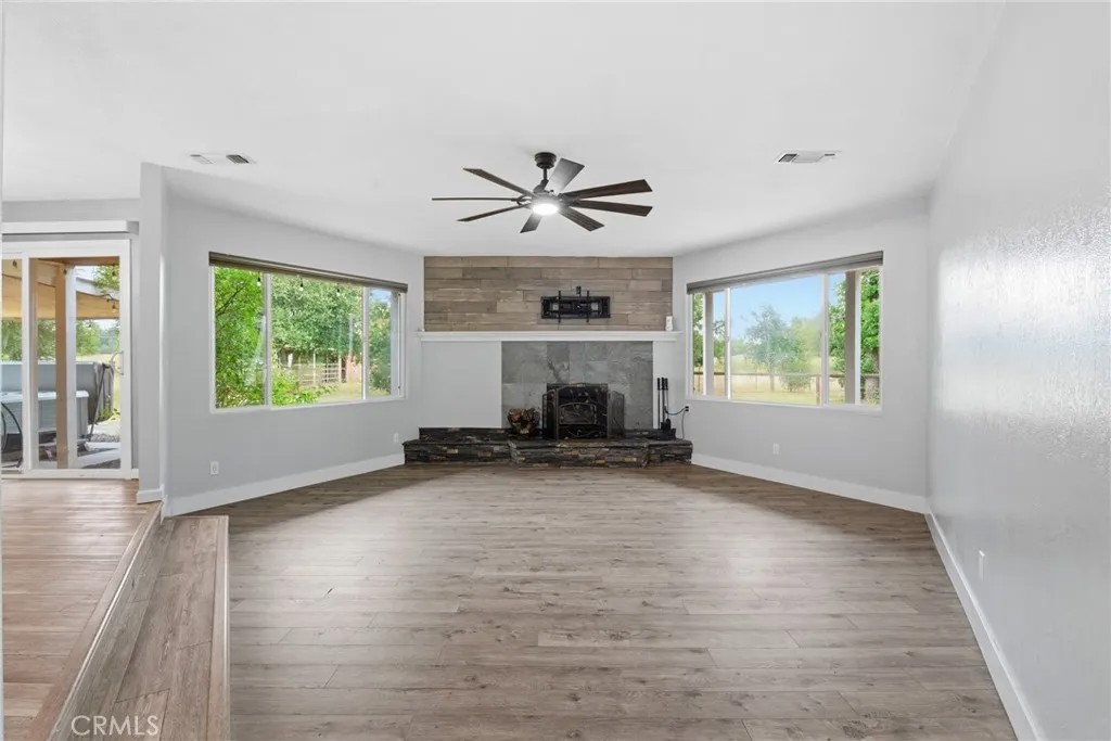 8567 Winona Way