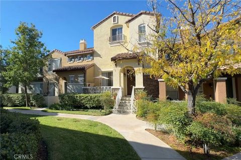 Photo of 28254 Canterbury Court, Valencia, CA 91354 (MLS # SR25246823) Photo of 28254 Canterbury Court, Valencia, CA 91354 (MLS # SR25246823)