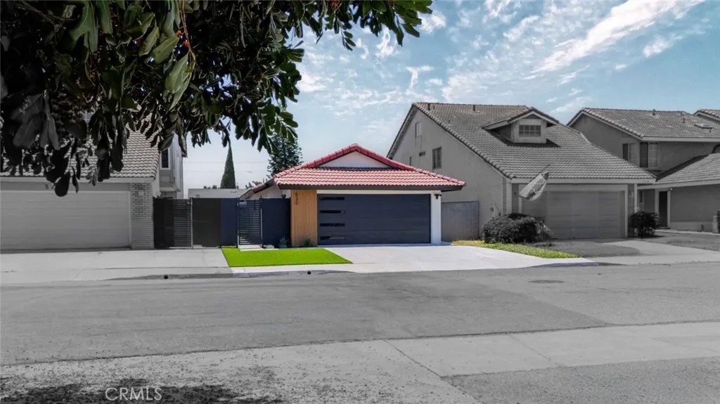 530 W Cypress Street