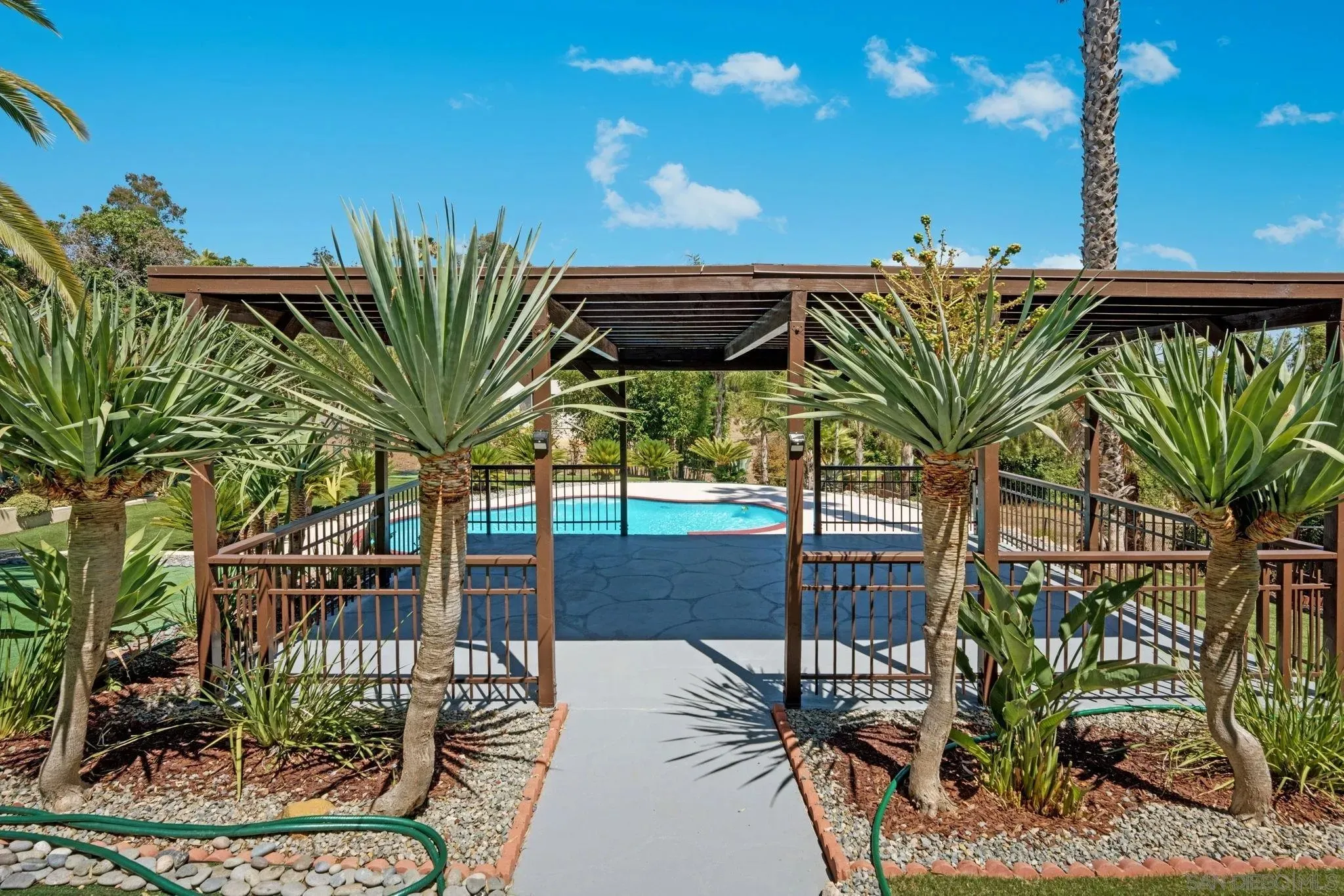 La Mesa, California 91941, United States, 6 Bedrooms Bedrooms, ,3 BathroomsBathrooms,Residential,Active,185486