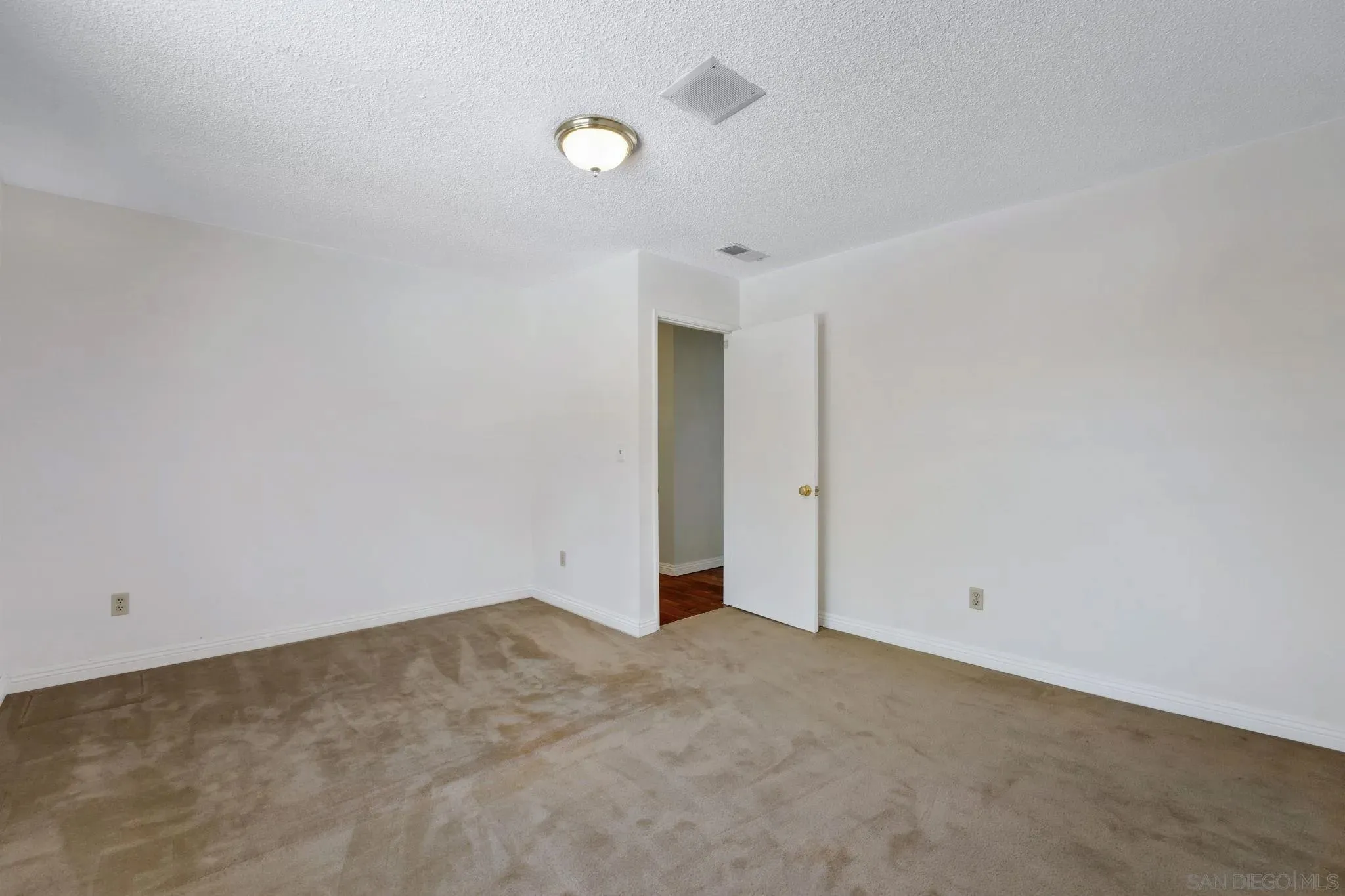 La Mesa, California 91941, United States, 6 Bedrooms Bedrooms, ,3 BathroomsBathrooms,Residential,Active,185486