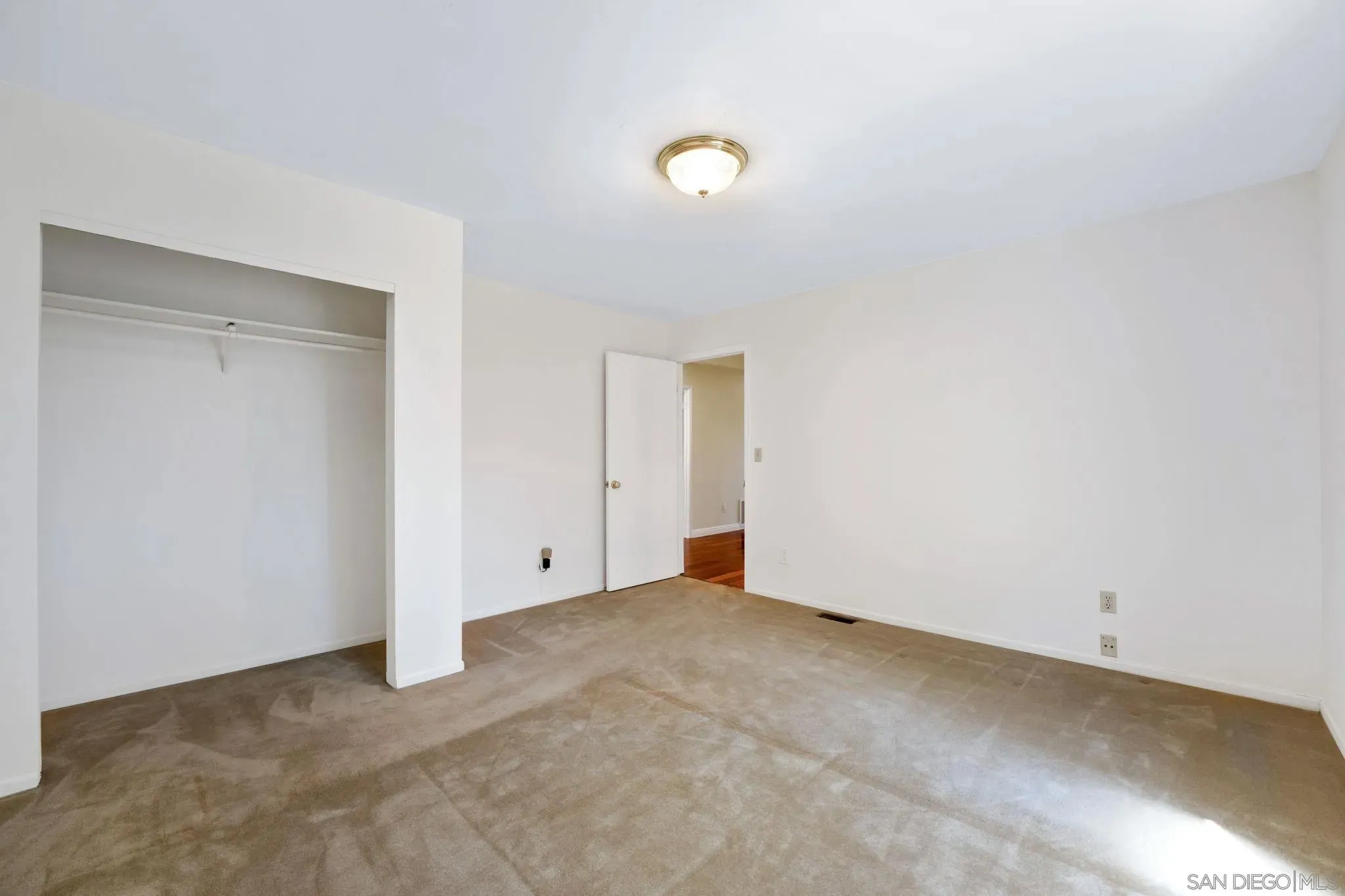 La Mesa, California 91941, United States, 6 Bedrooms Bedrooms, ,3 BathroomsBathrooms,Residential,Active,185486