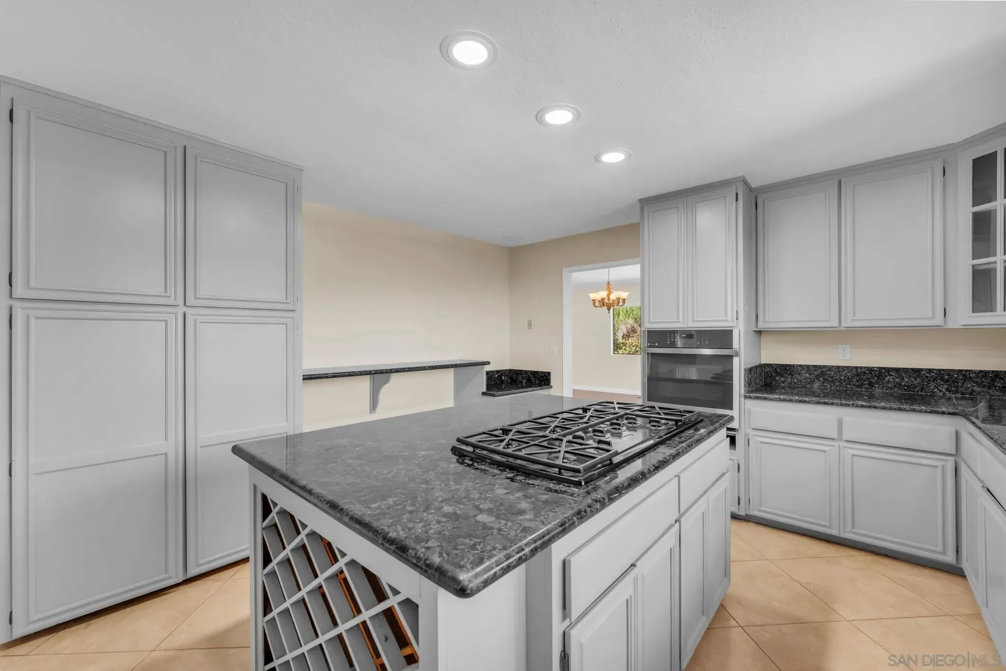 La Mesa, California 91941, United States, 6 Bedrooms Bedrooms, ,3 BathroomsBathrooms,Residential,Active,185486