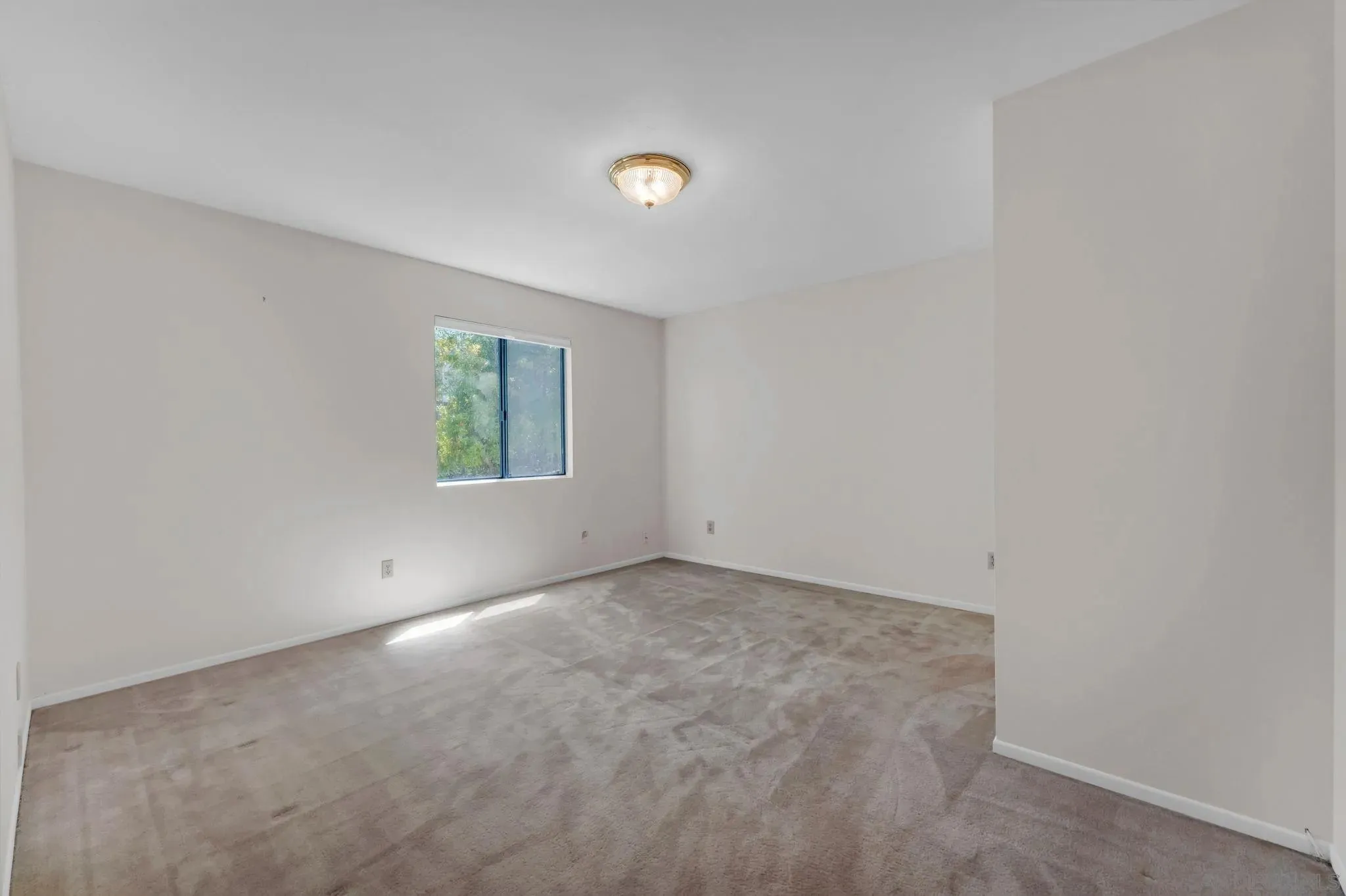 La Mesa, California 91941, United States, 6 Bedrooms Bedrooms, ,3 BathroomsBathrooms,Residential,Active,185486