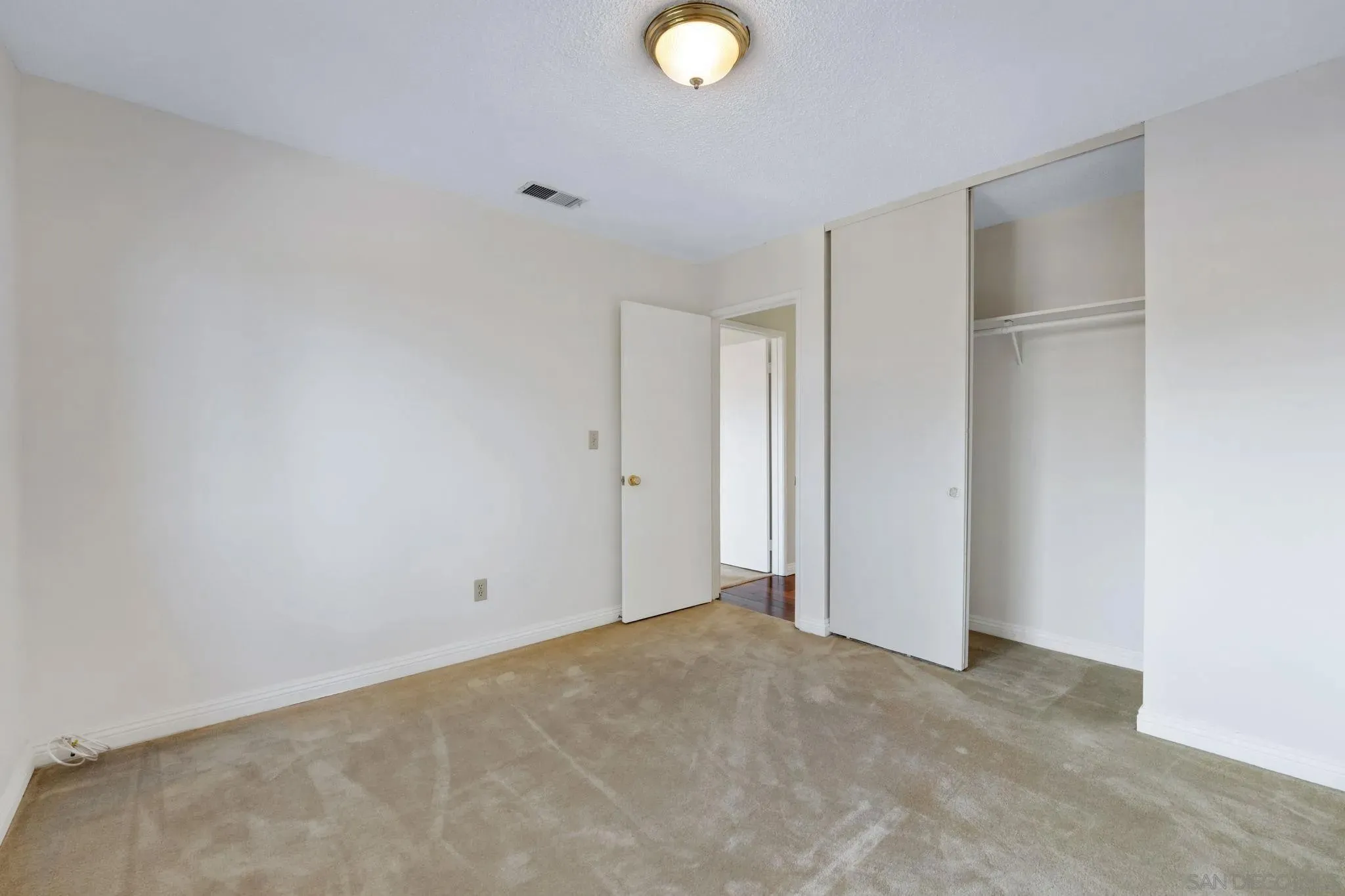 La Mesa, California 91941, United States, 6 Bedrooms Bedrooms, ,3 BathroomsBathrooms,Residential,Active,185486