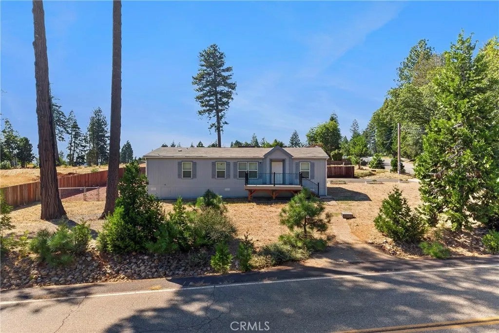 13737 S Park