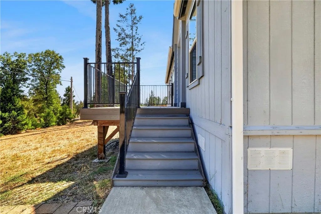 13737 S Park