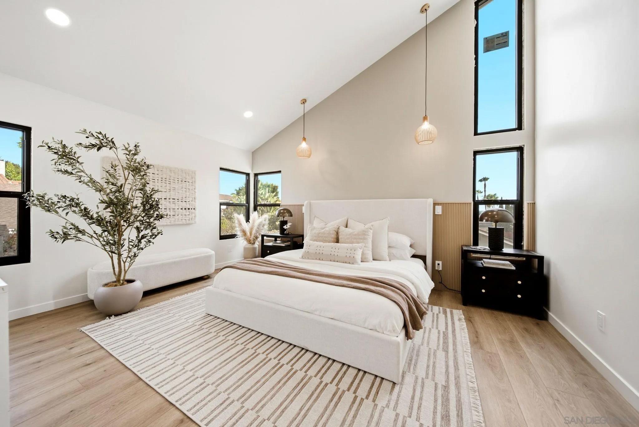 824 Glen Arbor